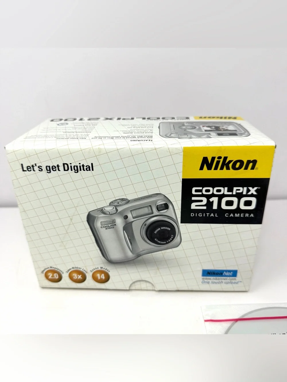 Nikon COOLPIX 2100 2MP Digital Camera 3x Digital Zoom + 128 Compact Flash Card